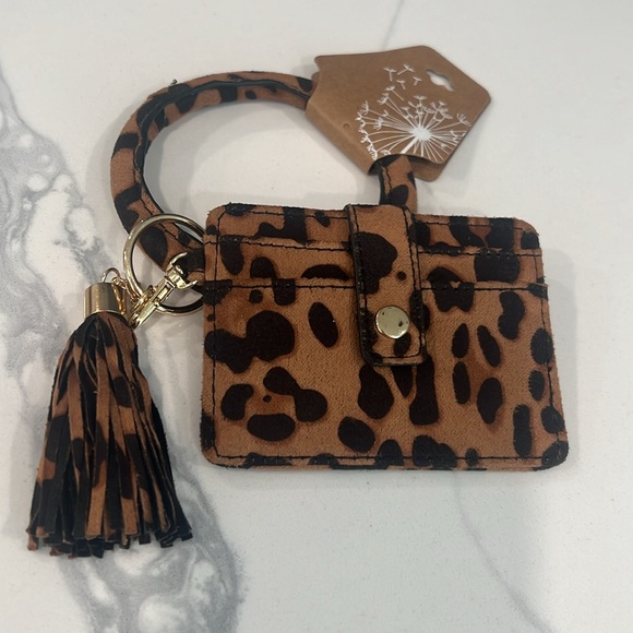 Cute. Key Ring & Card Holder. - Picture 11 of 16